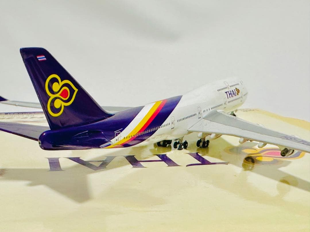 Gemini 1/400 B747-400 THAI タイ航空