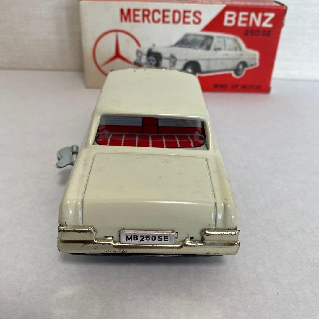 市村商店　プリキの自動車　MERCEDES BENZ 250SE