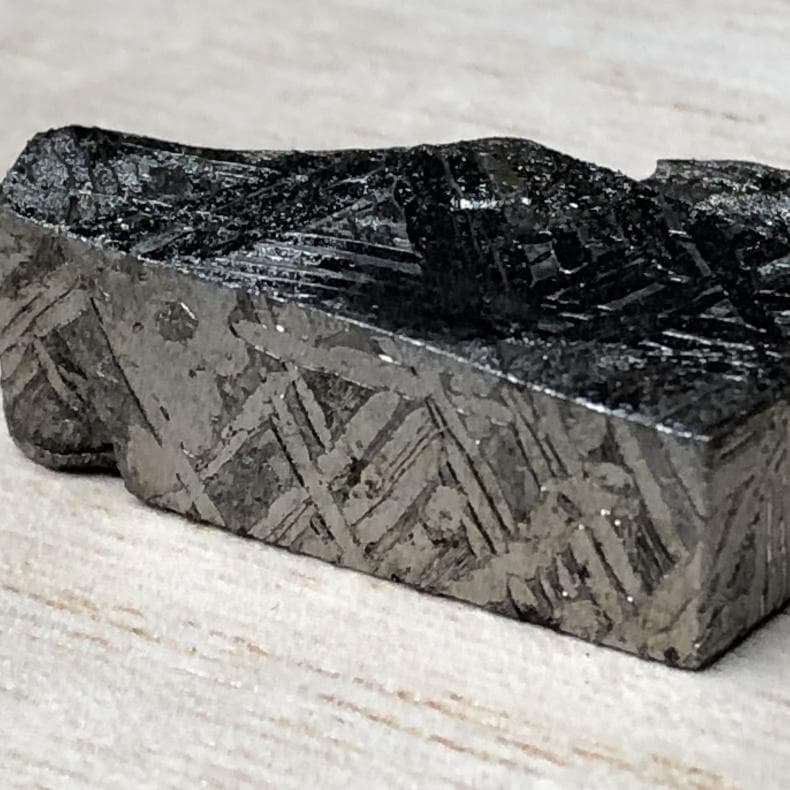 草*真様 隕石 アルタイ隕石　石鉄隕石　パラサイト隕石　２点　重さ33ｇ　共箱