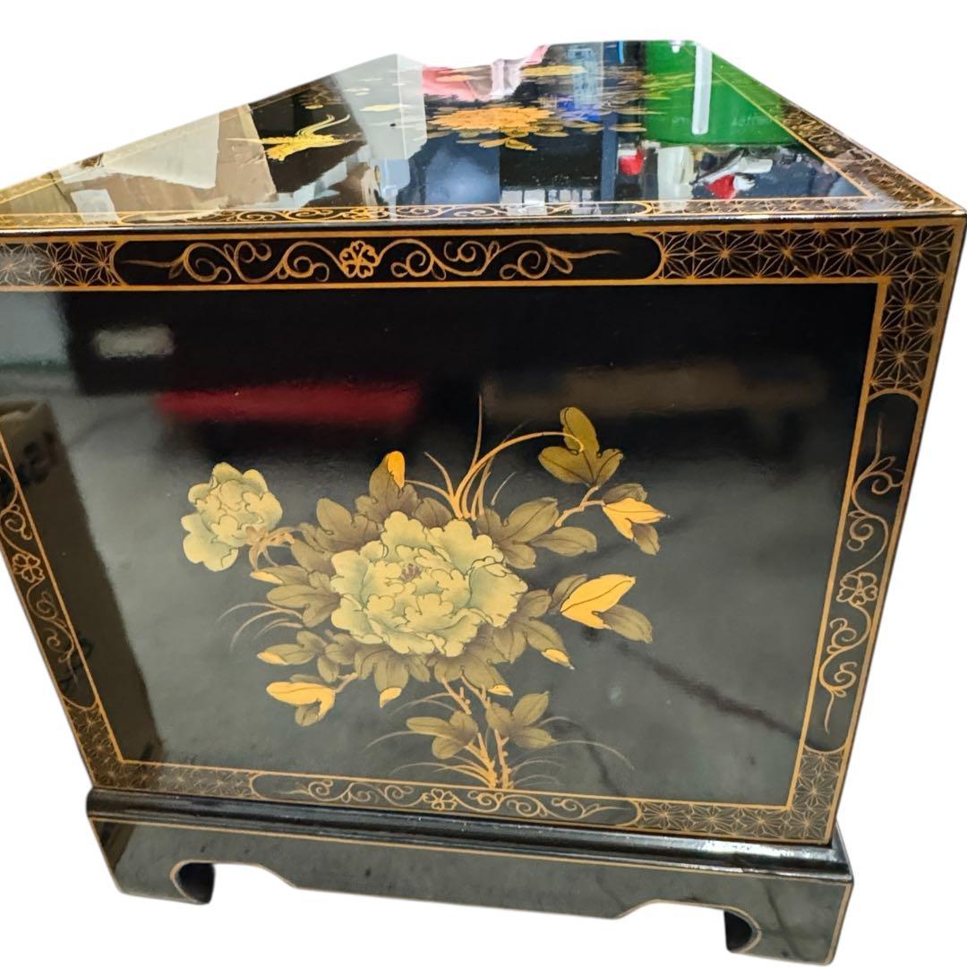 花柄装飾 箪笥 ローチェスト TV台 4段引き出し 開き扉付 螺鈿細工