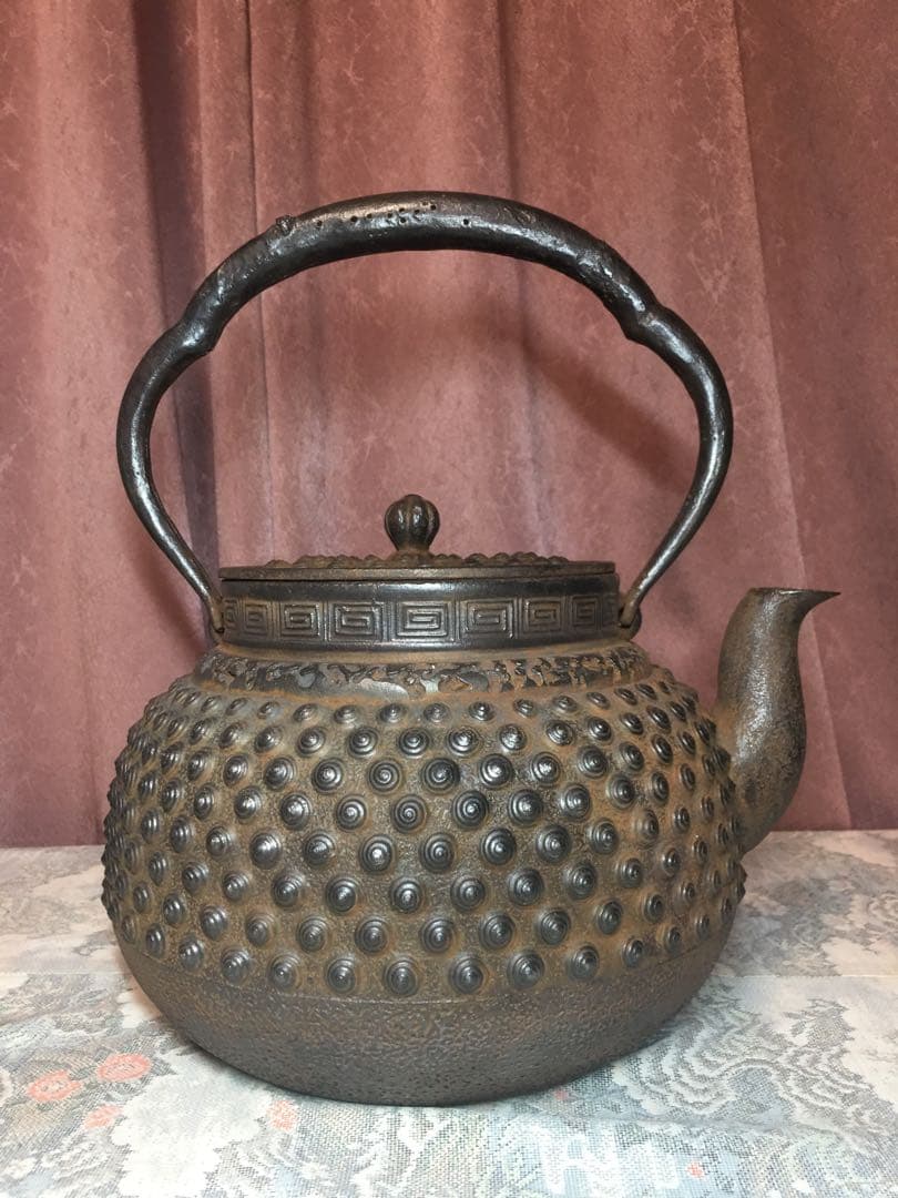 南部鉄瓶　骨董大きな鉄瓶