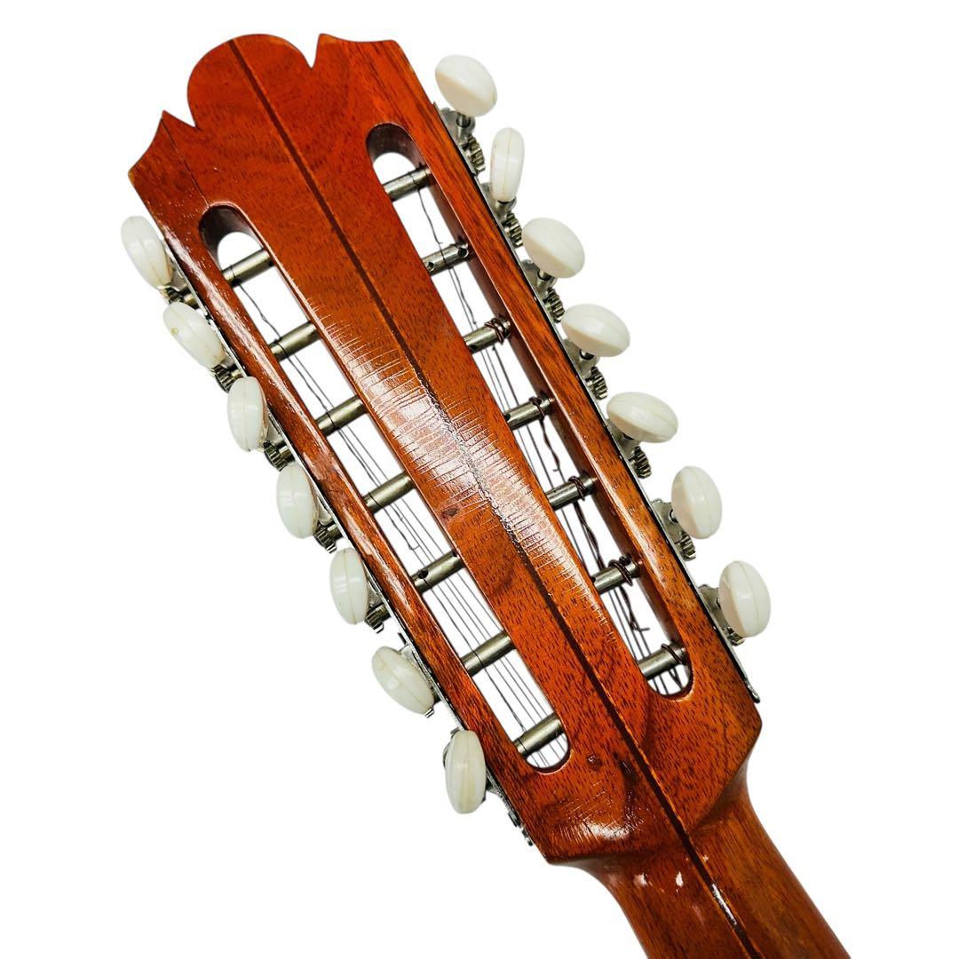 BANDURRIA バンドゥリア　フラットマンドリン