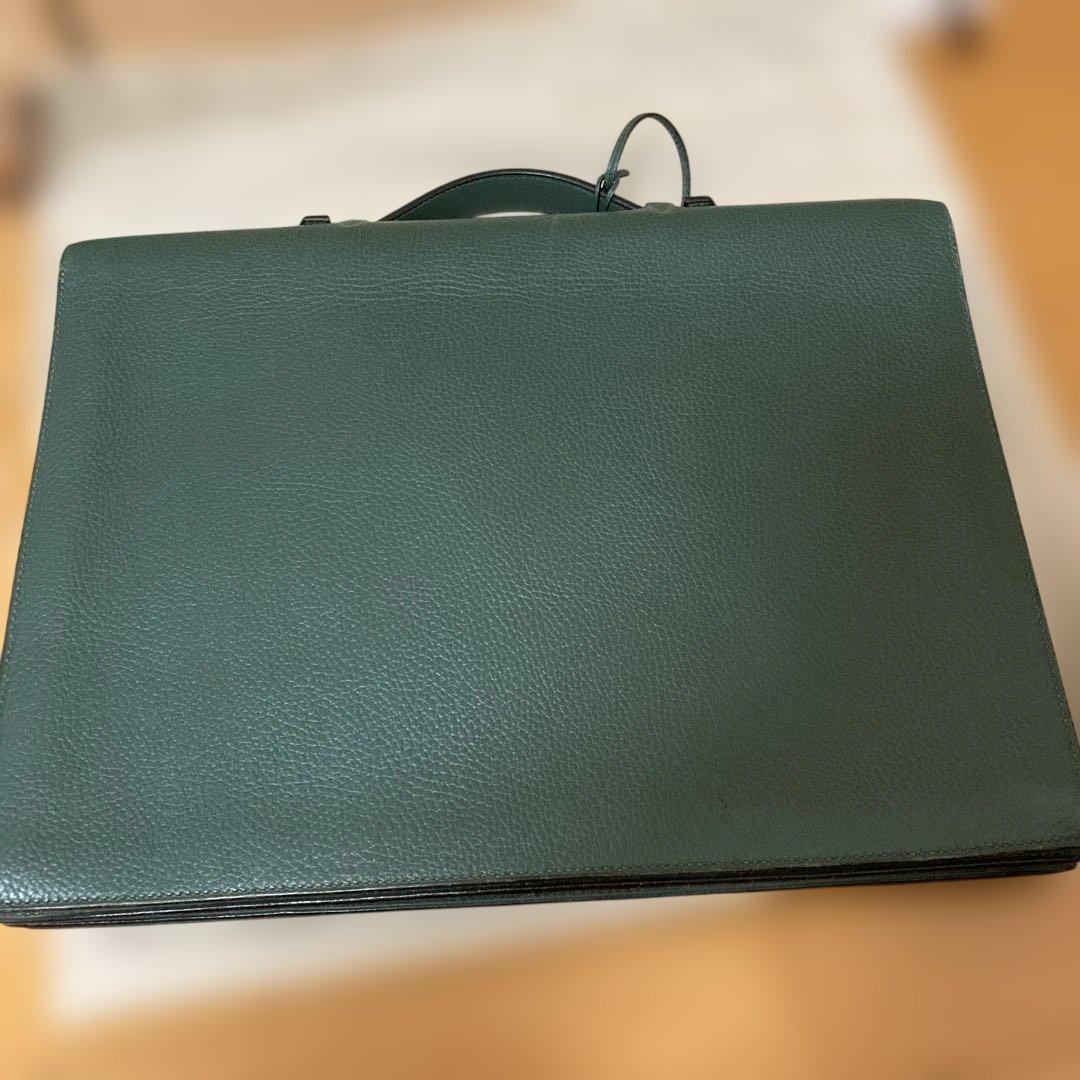ダークグリーン レザー ビジネスバッグエルメス