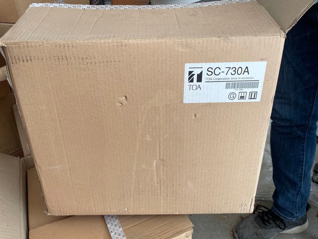 スピーカー　演説等で使用　車用他4機　ほぼ新品