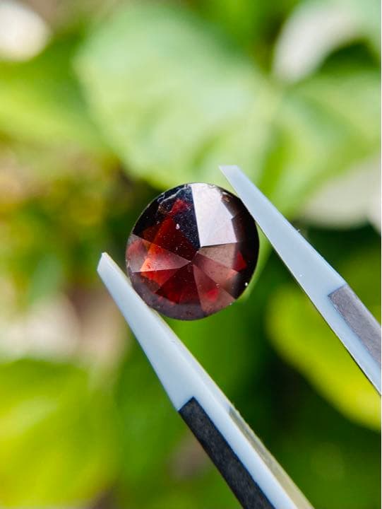 パキスタン産ガーネット　宝石　ルース