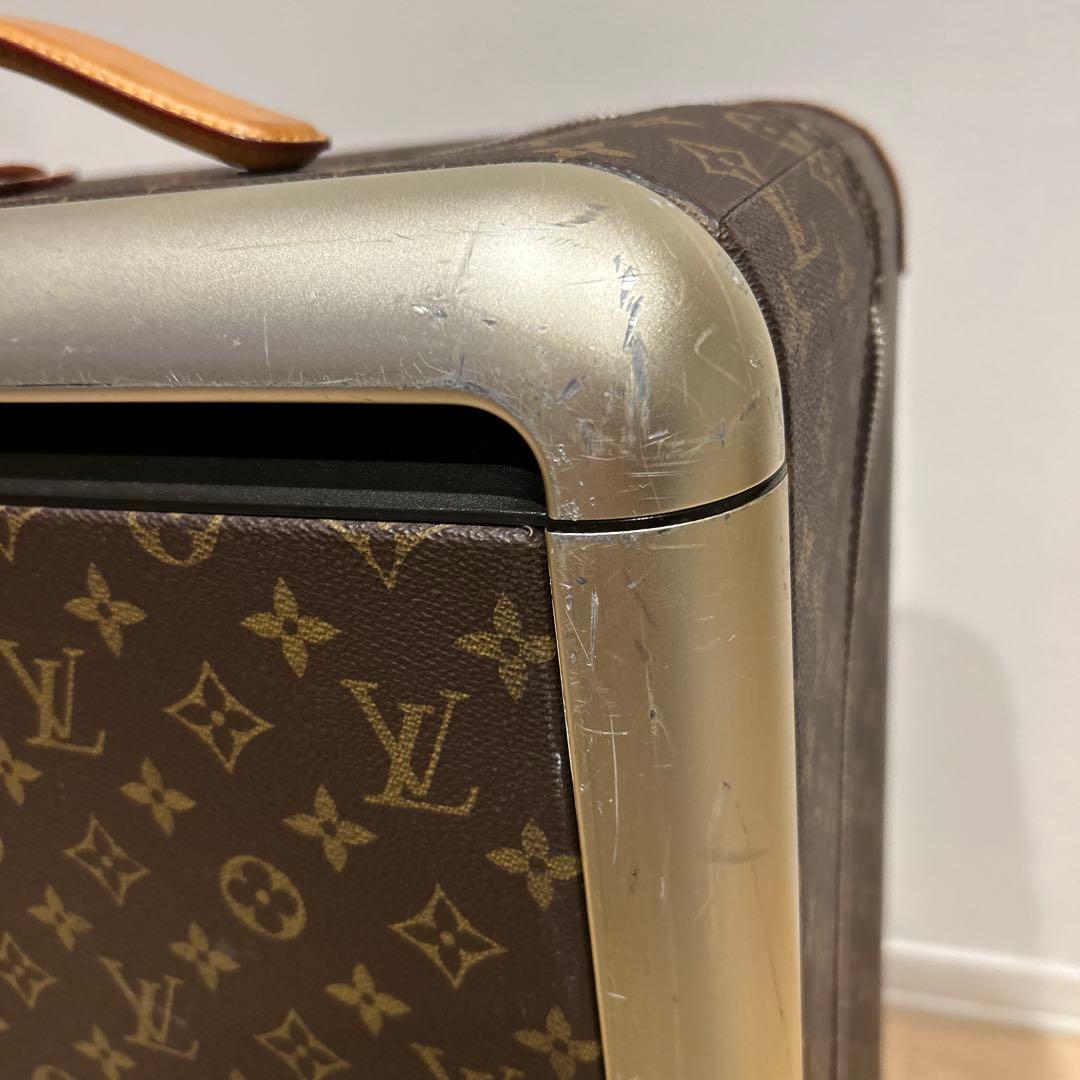 ヴィトン モノグラムエクリプス ホライゾン70キャリーケース　トランク　トラベル