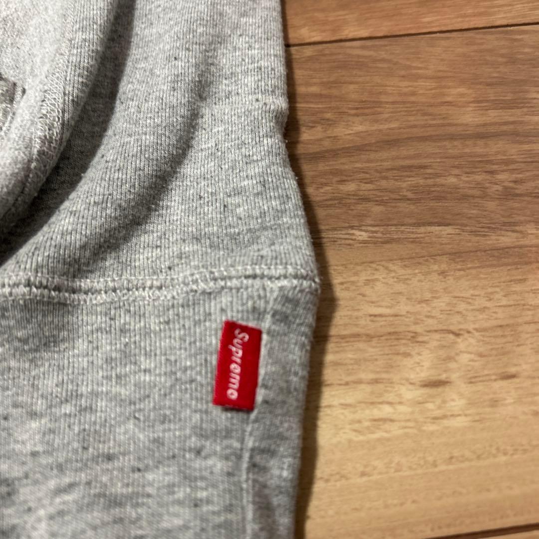 Supreme グレー フード付きパーカー