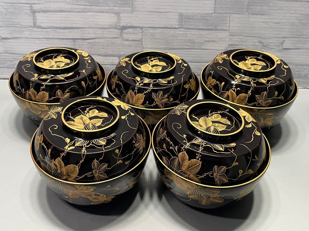 極上　輪島塗　沈金蒔絵　大きめ　吸物椀　煮椀　五客　木製　五客はラストです。