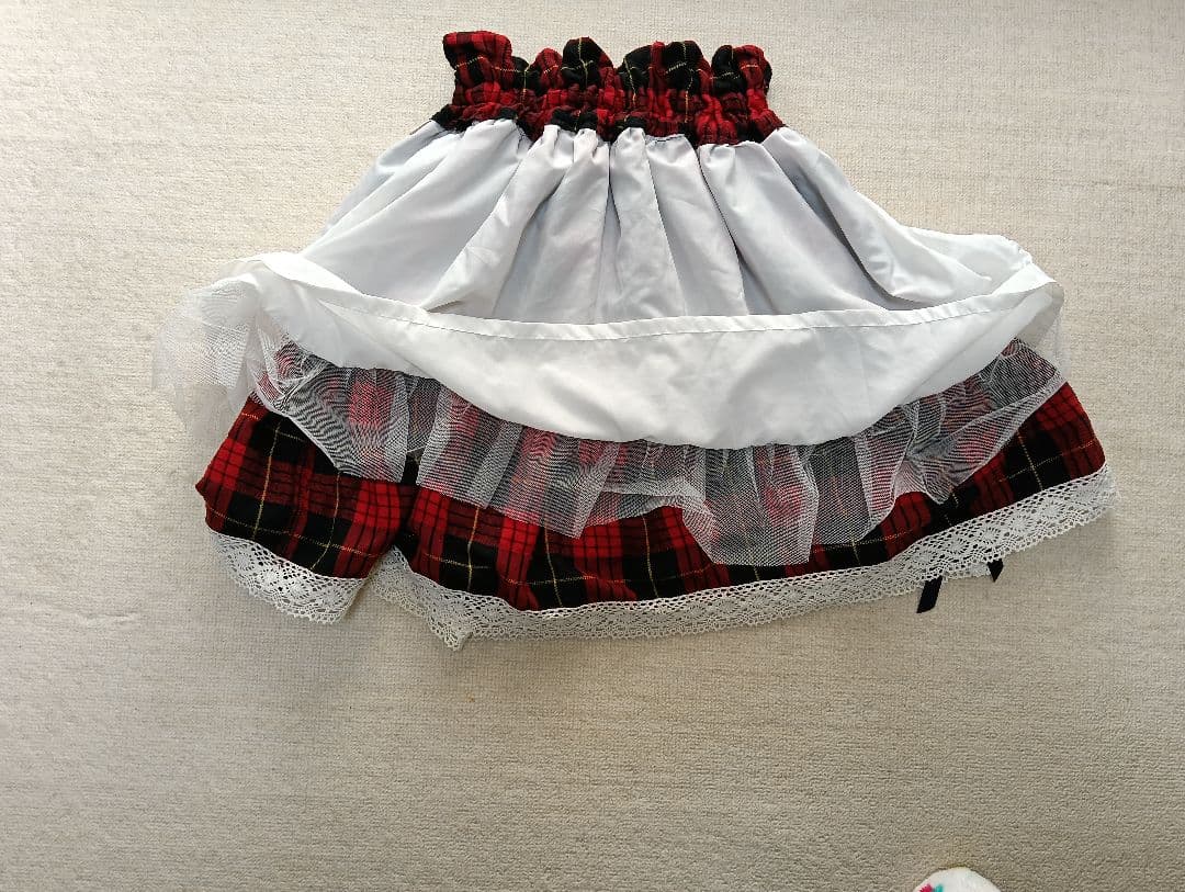 初期メタモルフォーゼ 赤黒チェック フレアスカート