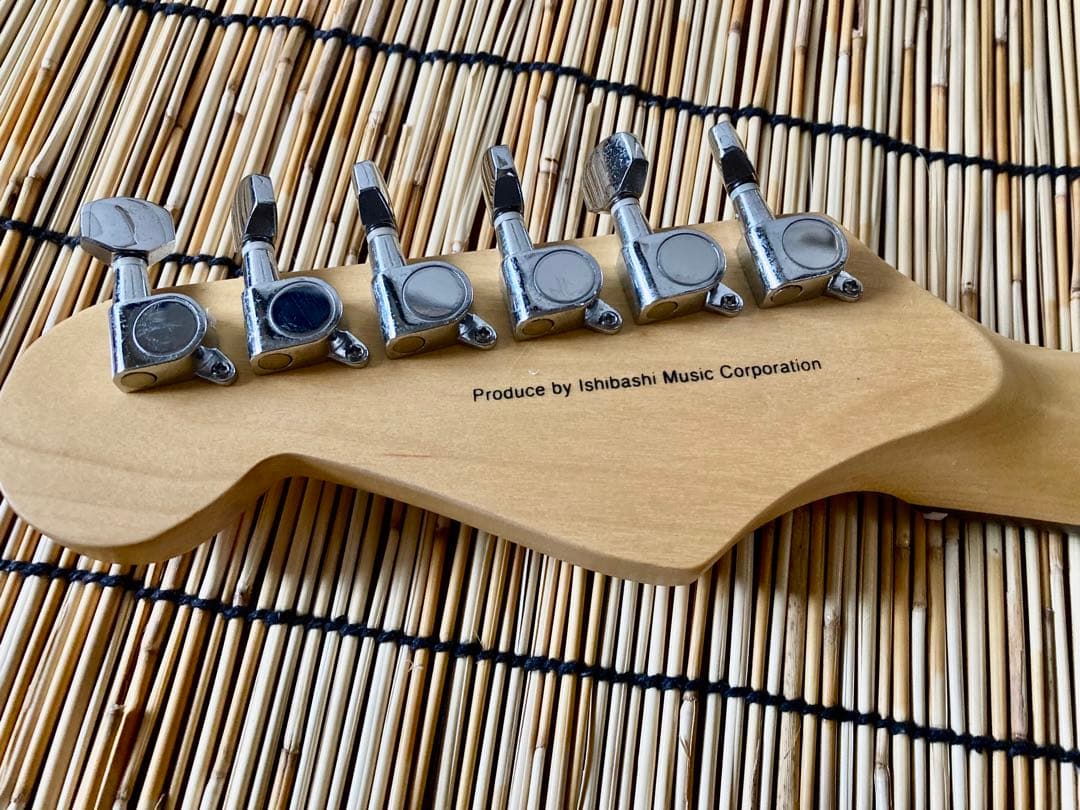 ☆Mavis   STピックアップ構成をHSHに変更改造し多彩な音色を実現