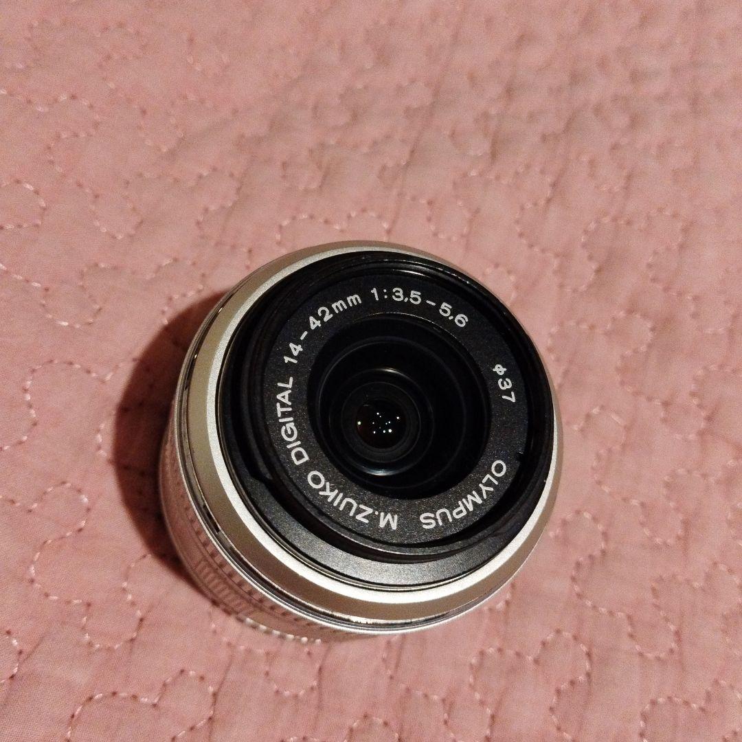 オリンパス 14-42mm 標準レンズ シルバー