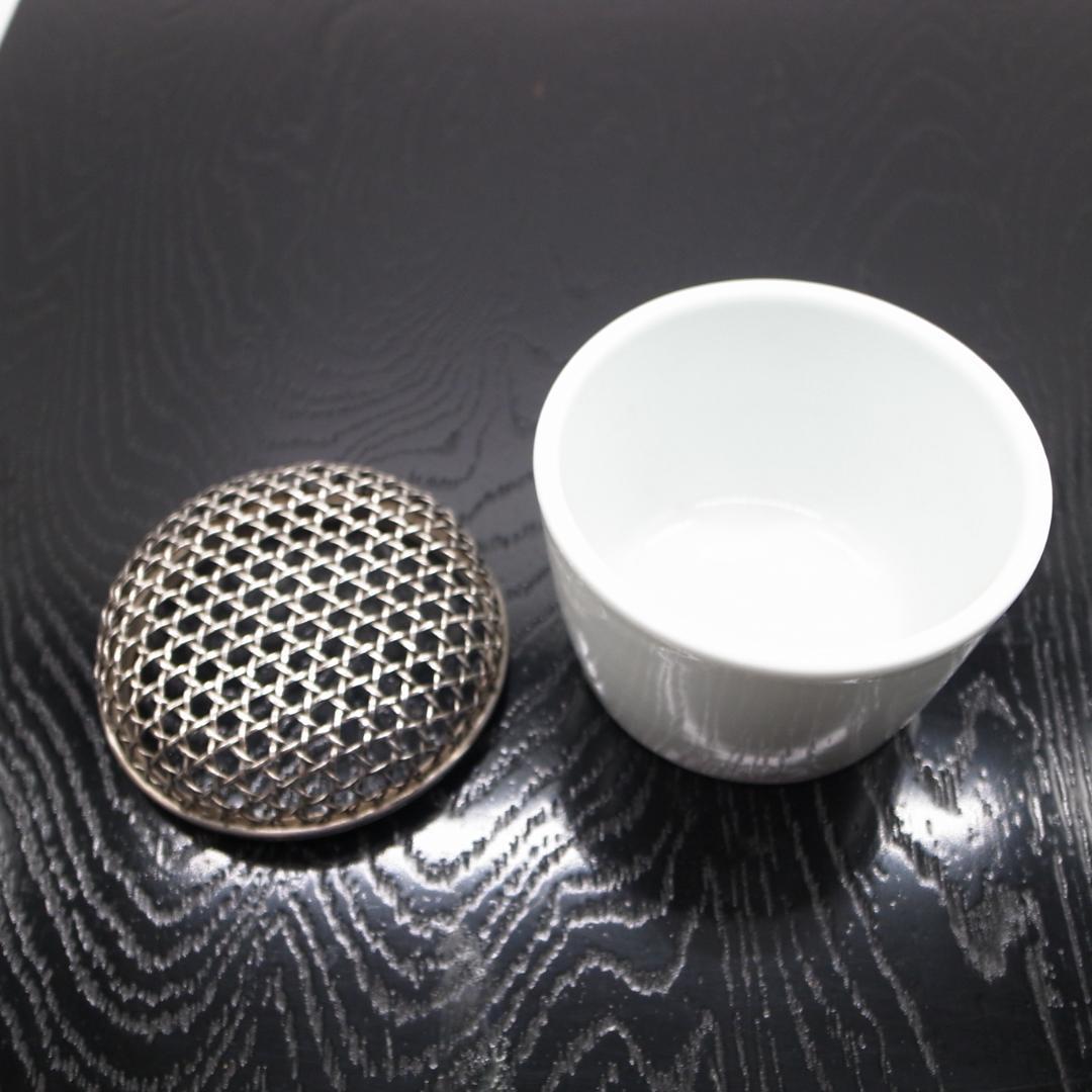 白磁香炉　純銀火屋　銘　永楽