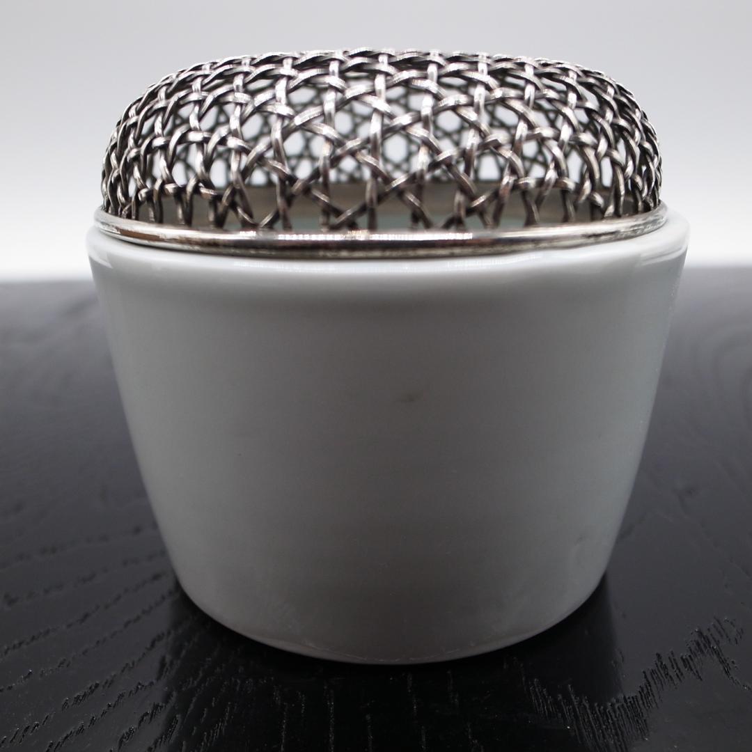 白磁香炉　純銀火屋　銘　永楽