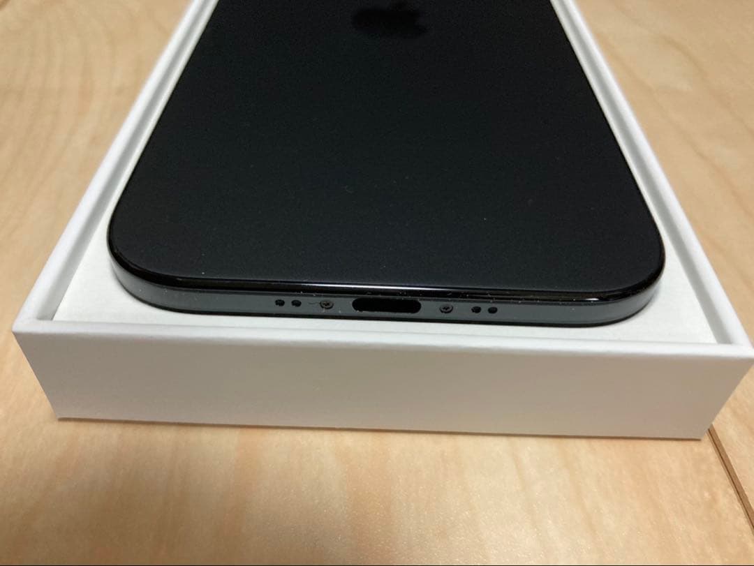 iPhone Air 256GB ブラック 極美品 SIMフリー