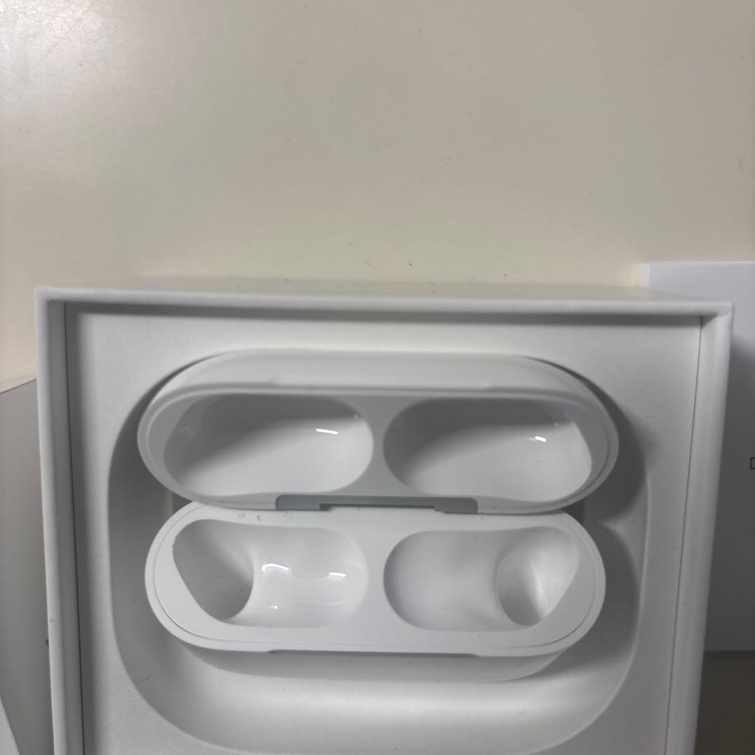 1/13購入　AirPods Pro3
