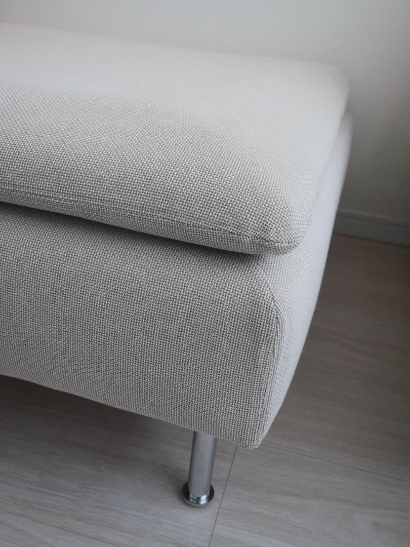 IKEA ソーデルハムン オットマン カバー付き フリードトゥナ ライトベージュ