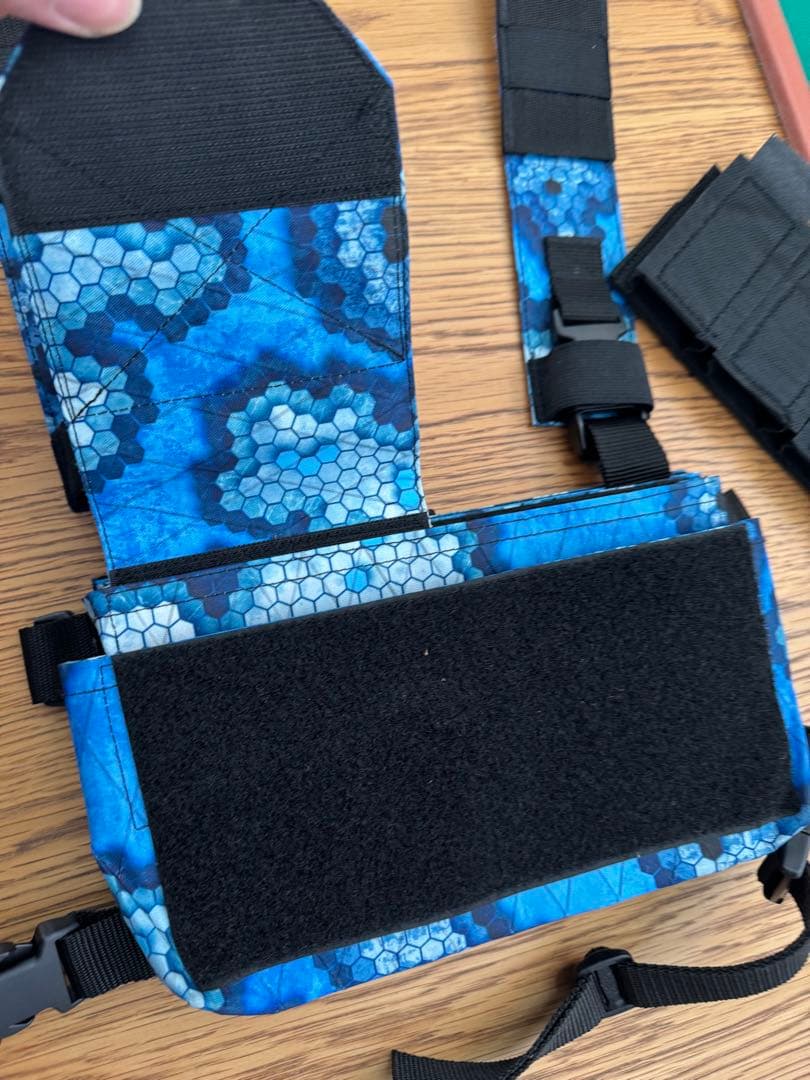 チェストリグ TEMPTALIA Xpac 青　パッチ付き