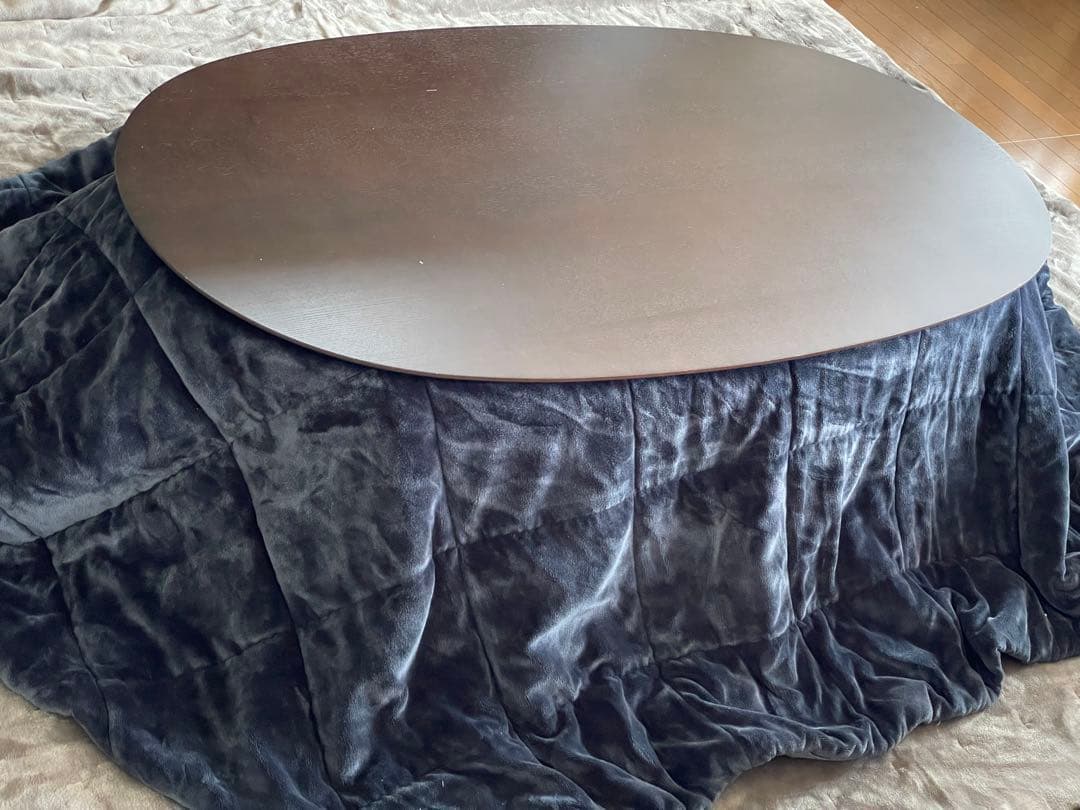 【中古】MUJI 楕円こたつセット（専用こたつ布団＆下敷ラグ）