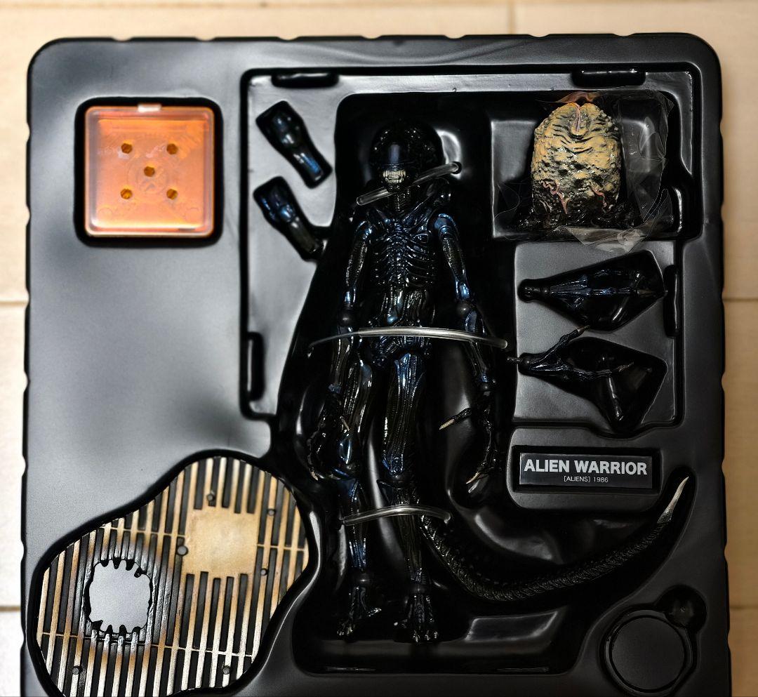 リボルテック エイリアン エイリアンクイーン ウォーリア　フィギュア ALIEN