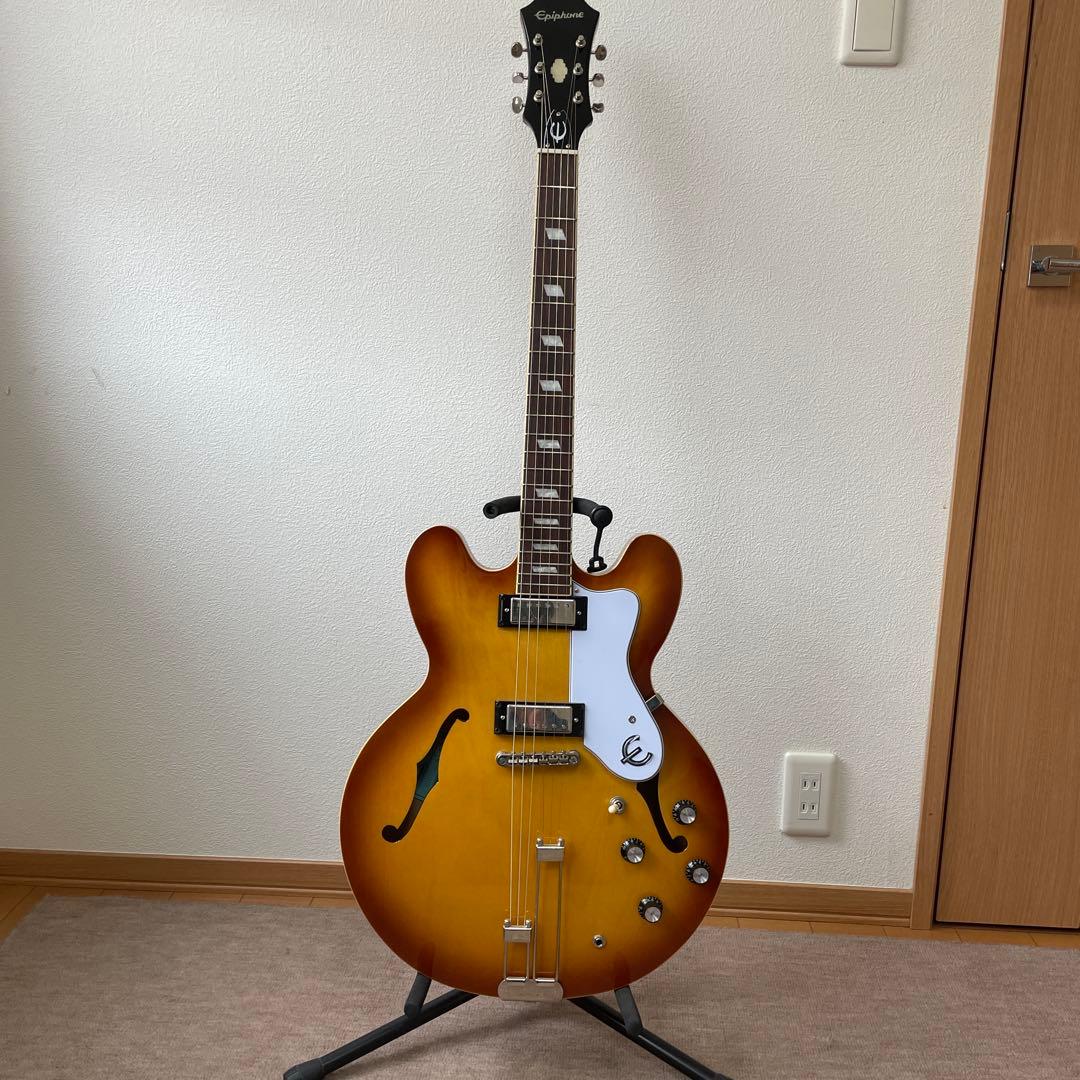 Epiphone リビエラ