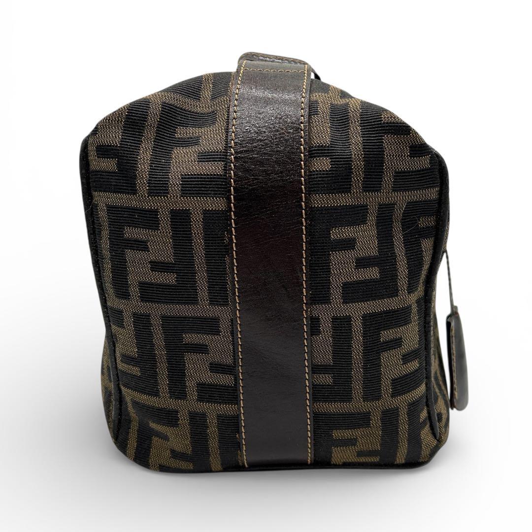 FENDI フェンディ バニティ ハンドバッグ ズッカ 鍵付き ブラウン