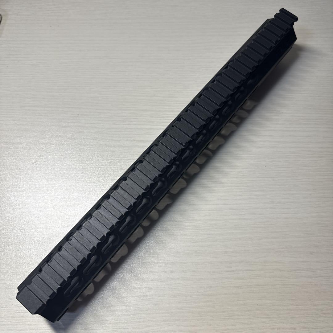 SLR ブラック　ハンドガード　トイガン　パーツ