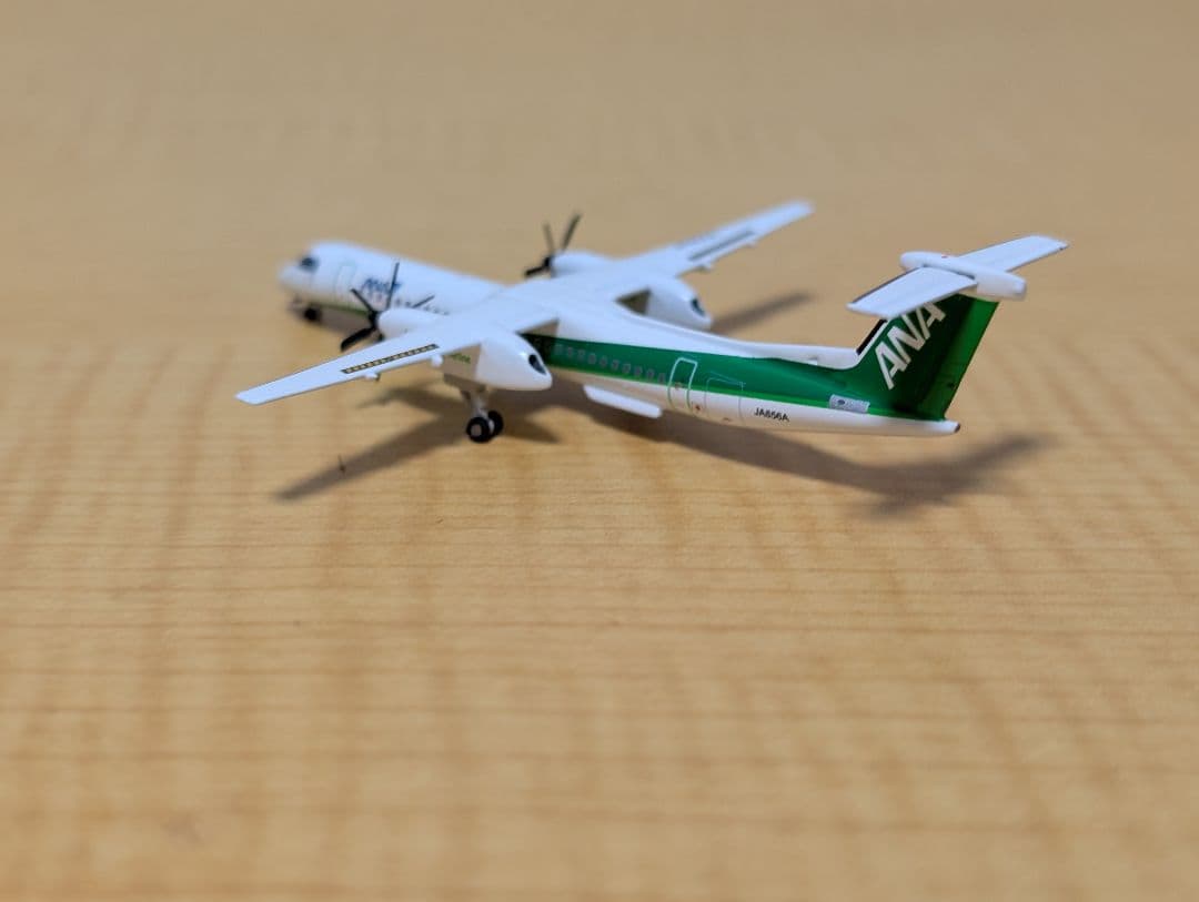 航空機・ヘリコプター ANA DHC-8-402Q Dash 8 JA856A
