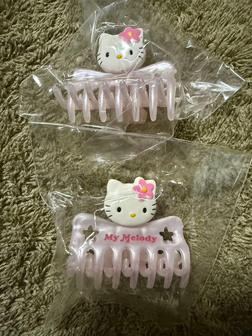 ハローキティ マイメロディ ヘアクリップ 2個セット