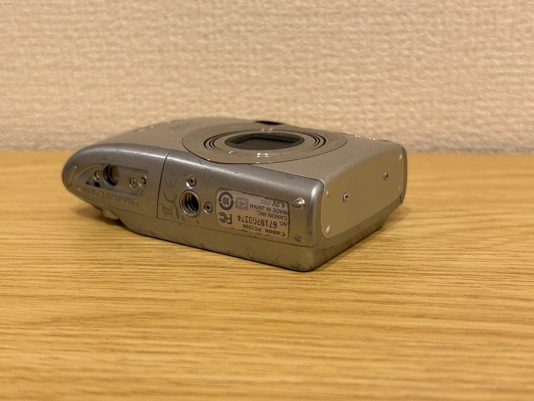 デジタルカメラ Canon IXY Digital 820 IS 037