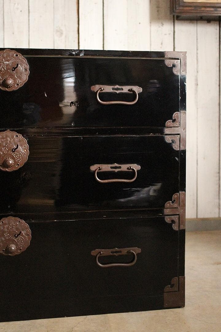 綺麗な丸金具庄内箪笥　3段　中桐　タンス　収納　古家具　古民家　時代家具