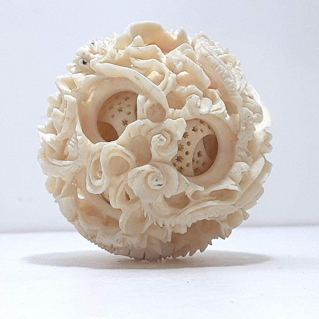 Y1299 高級彫刻 高級彫刻 細密彫 天球 象彫刻台座 総重量164.7g