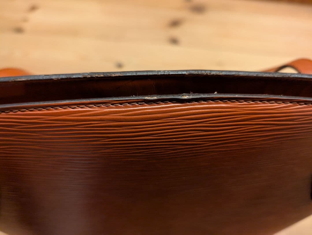 ルイヴィトン　エピ　トートバッグ　サンジャック　茶色