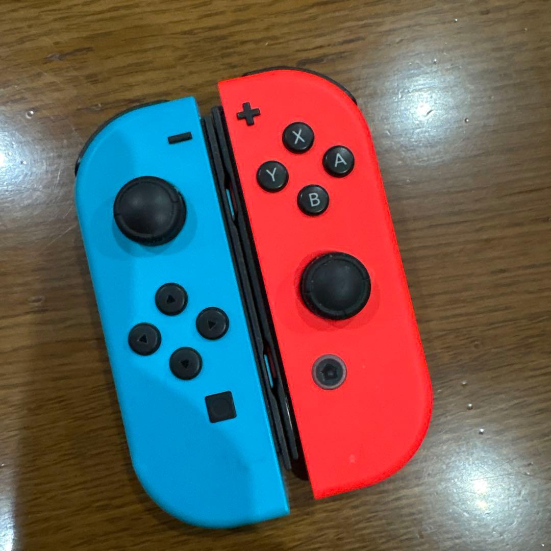 Nintendo Switch本体　ネオンブルー/ネオンレッド