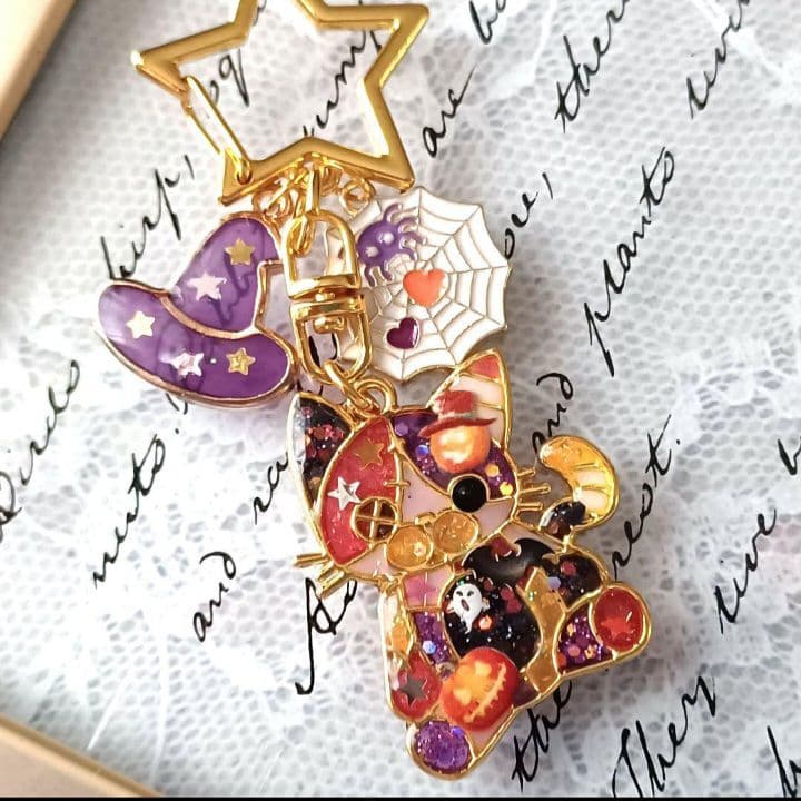 猫ちゃん達のピクニック♪︎　他レジンキーホルダー計9点　ハンドメイド