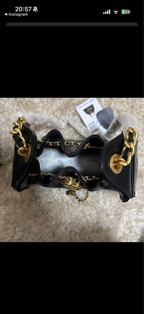 さ*り様 CHANEL 黒 レザー ショルダーバッグ