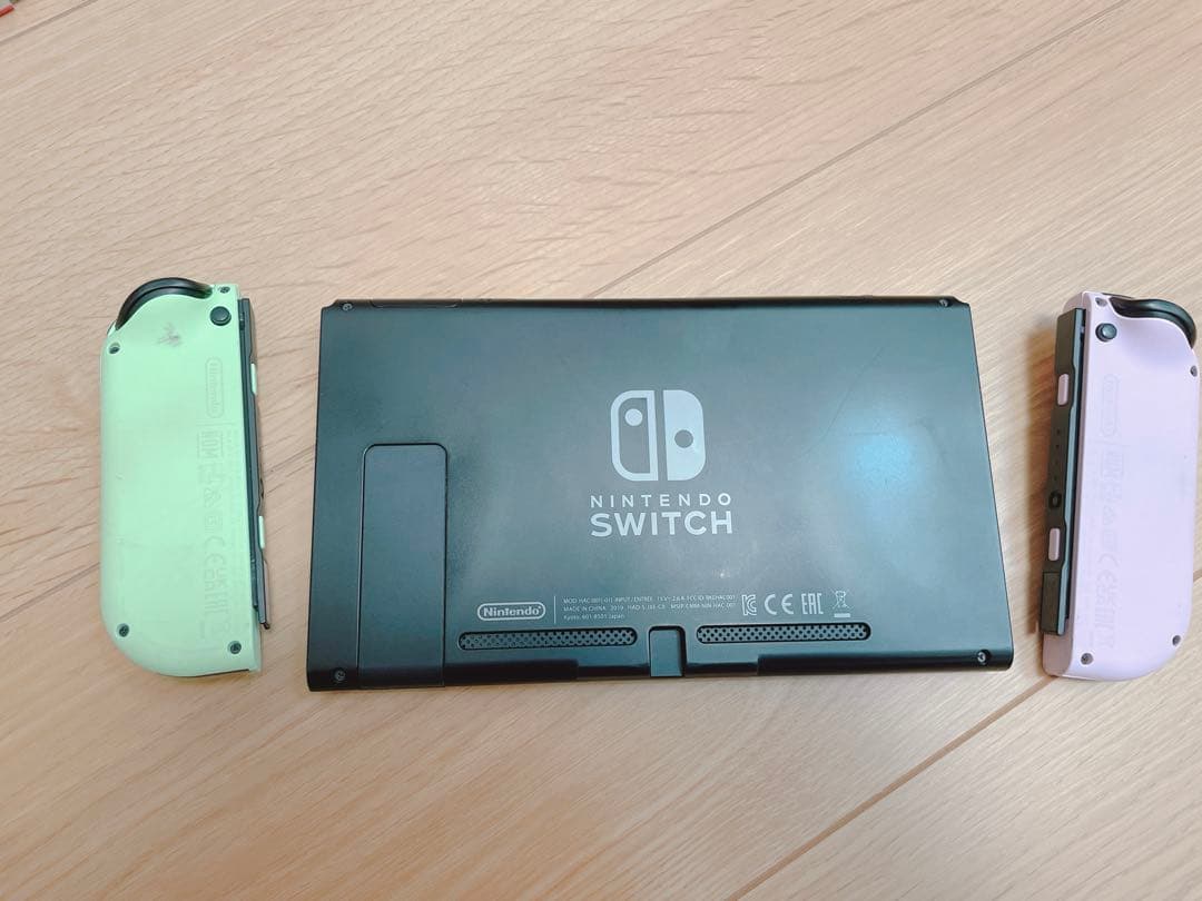 Nintendo Switch 本体セット（パステルパープル／パステルグリーン）