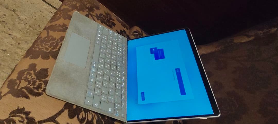 Microsoft Surface Pro 8 本体
