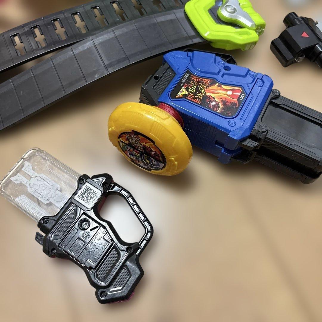 仮面ライダーエグゼイド　ビルド　ゼロワン　電王　ドライバーセット