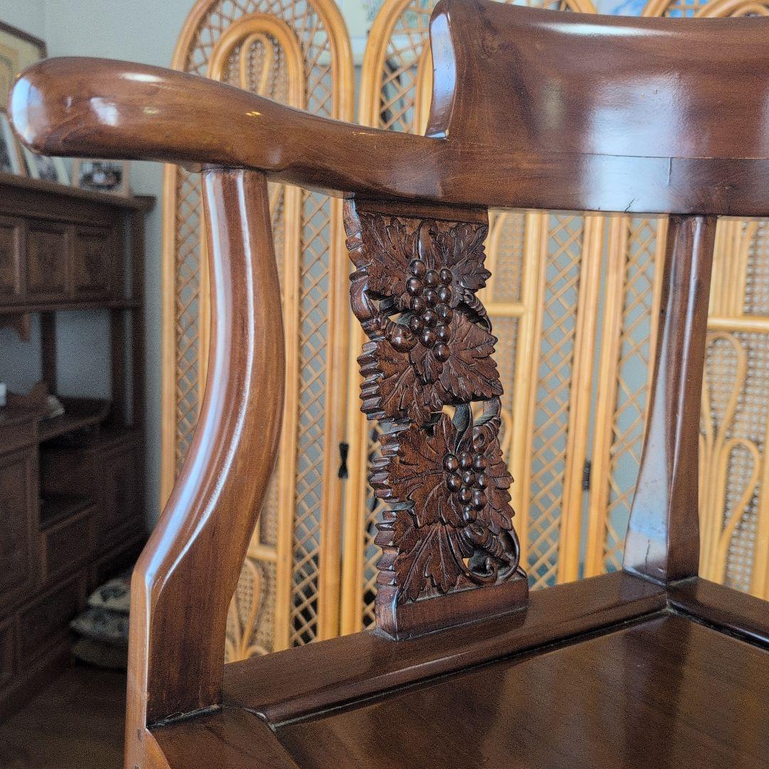 彫刻入り木製アジアン家具 約80cm(椅子.1脚)