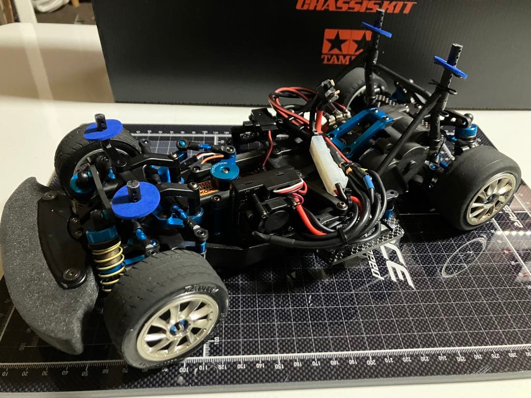 タミヤ　M08R 中古　ボディ、メカ付き