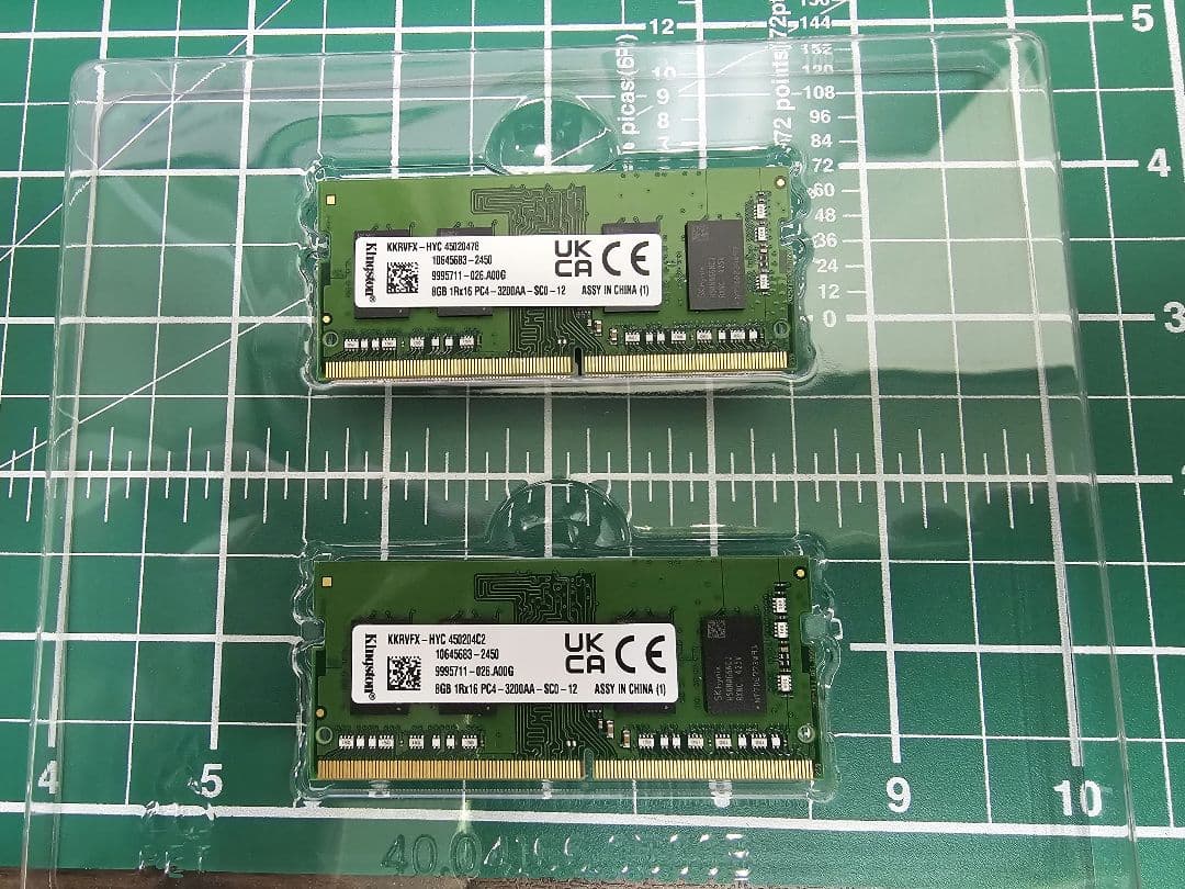 Kingston 8GB DDR4 3200 メモリ 2枚組 新品同様