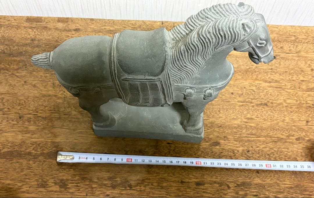 馬の彫刻 石材製