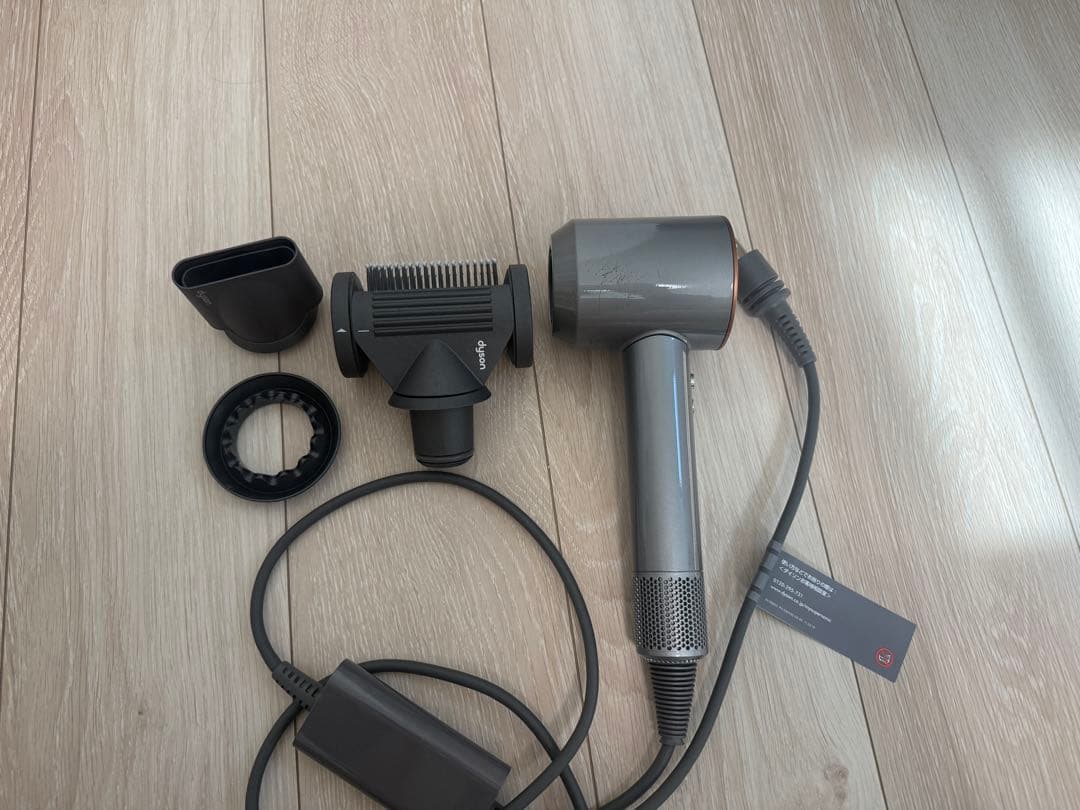 ダイソン dysonドライヤー HD15国内正規品 良品