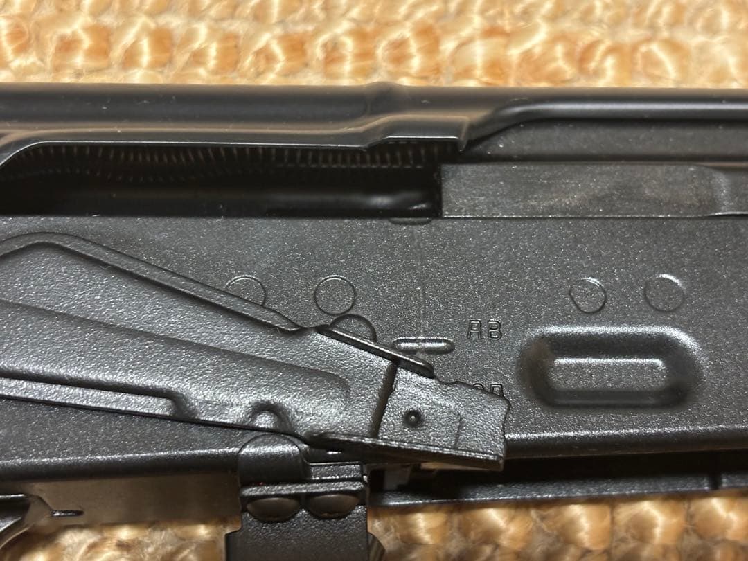 東京マルイ　AKM ガスブロ【予備マガジン付き】