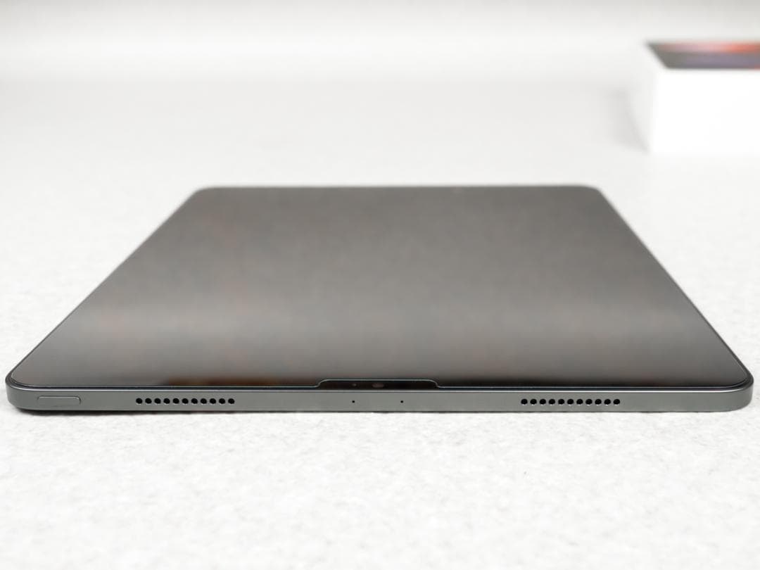 iPad Pro 12.9インチ M1 第5世代 256GB 箱 極美品 ESR