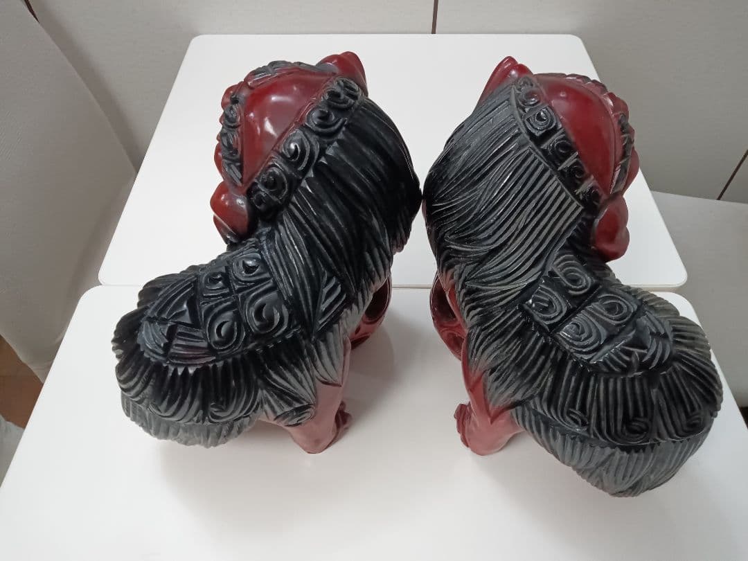 赤黒獅子彫刻 置物