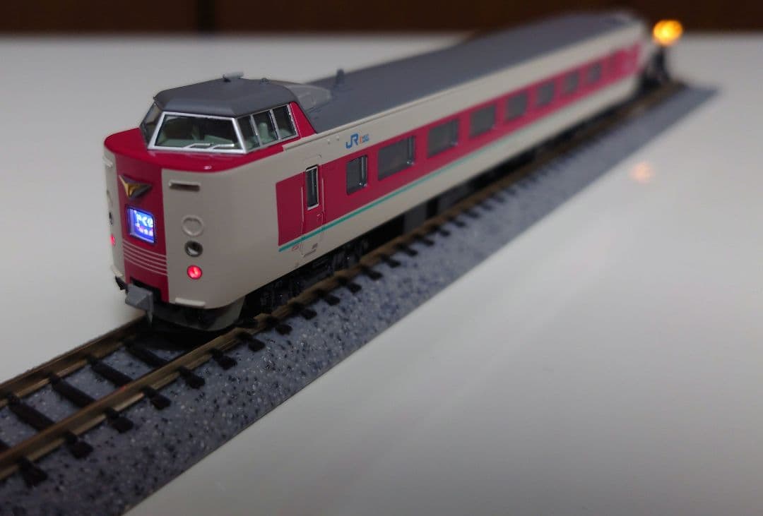 KATOゆったりやくも6両基本セット、7両基本セット＋別売りAssyパーツ付き