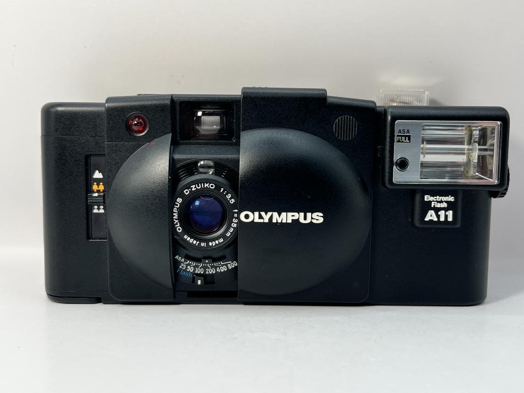 OLYMPUS XA2 A11セット 動作品 コンパクトフィルムカメラ B404