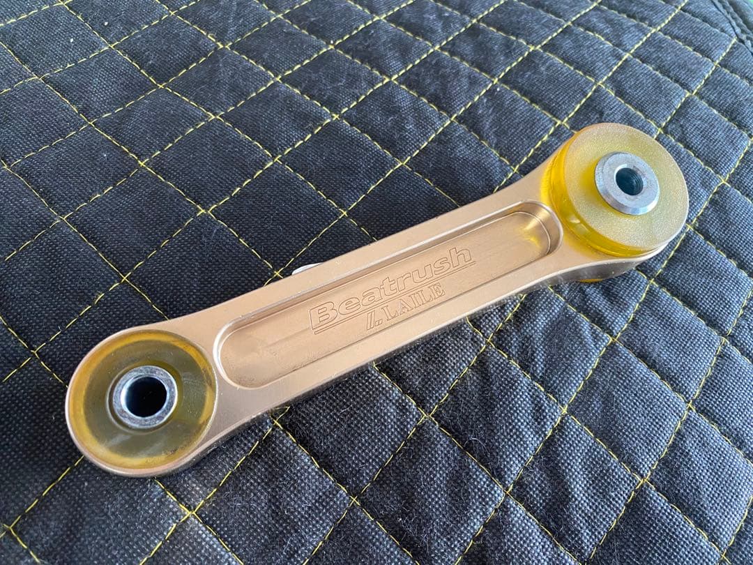 スバル インプレッサ/レガシィ/フォレスターピッチングストッパーEJ20