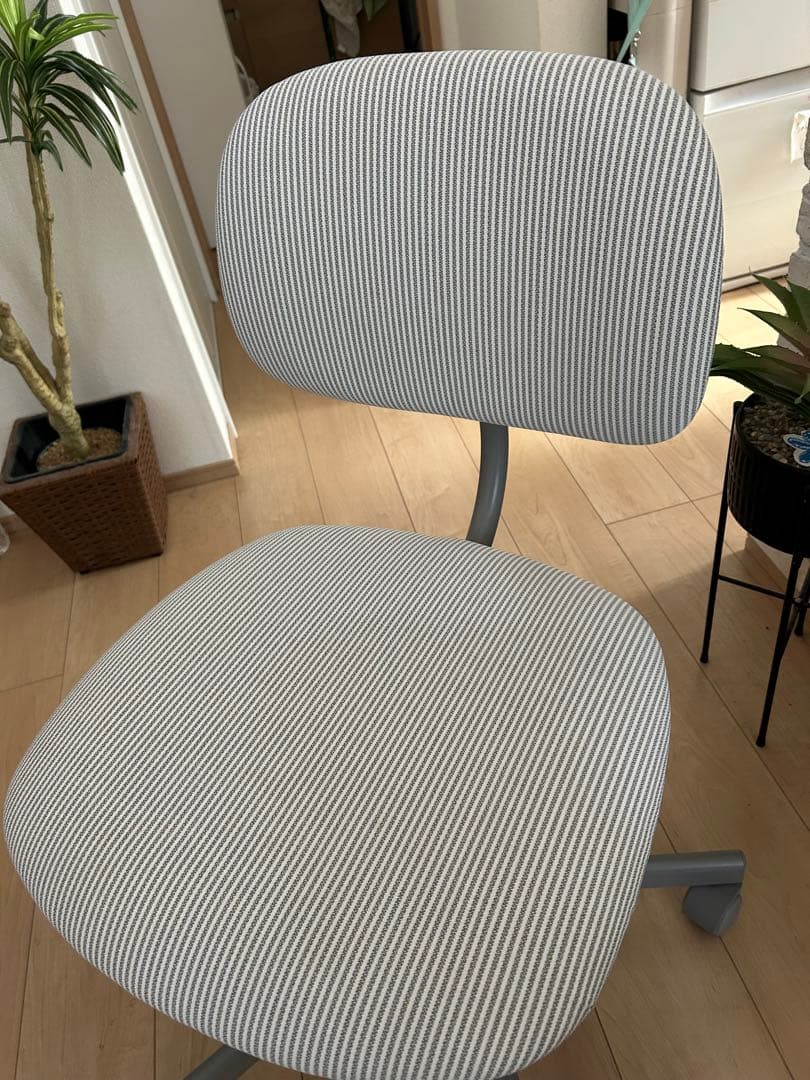 IKEAデスクチェア　椅子　新品　今だけ！